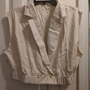 HALARA Cream Buttoned Vest